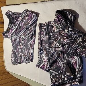 Ladies 2 PC tank top & leggings set